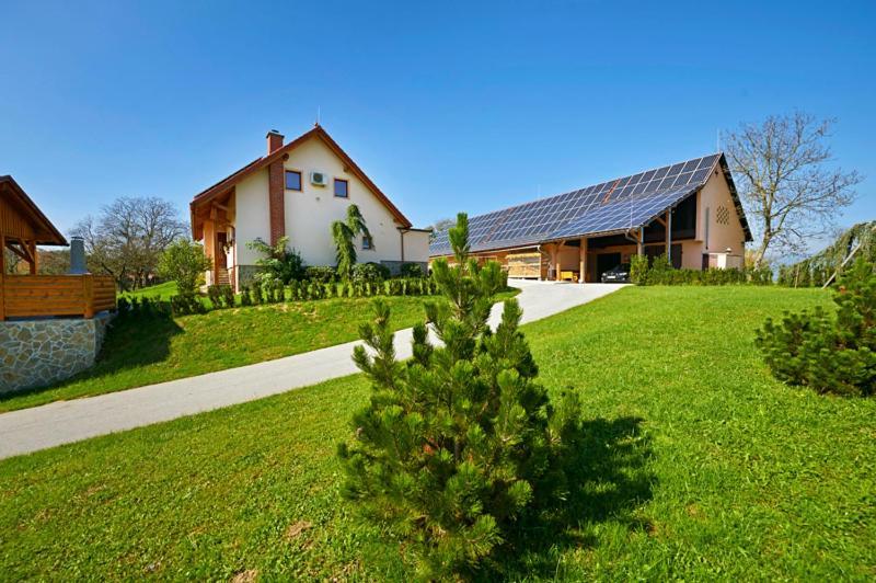 Farmhouse Lipoglav Loče pri Poljčanah Zewnętrze zdjęcie